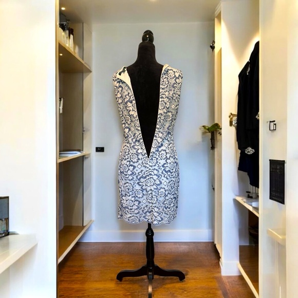 Ralph Lauren Dress - Picture 3 of 11